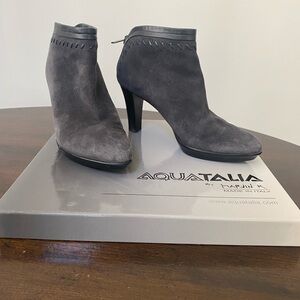 Aquatalia Women's Gray Heeled Boots